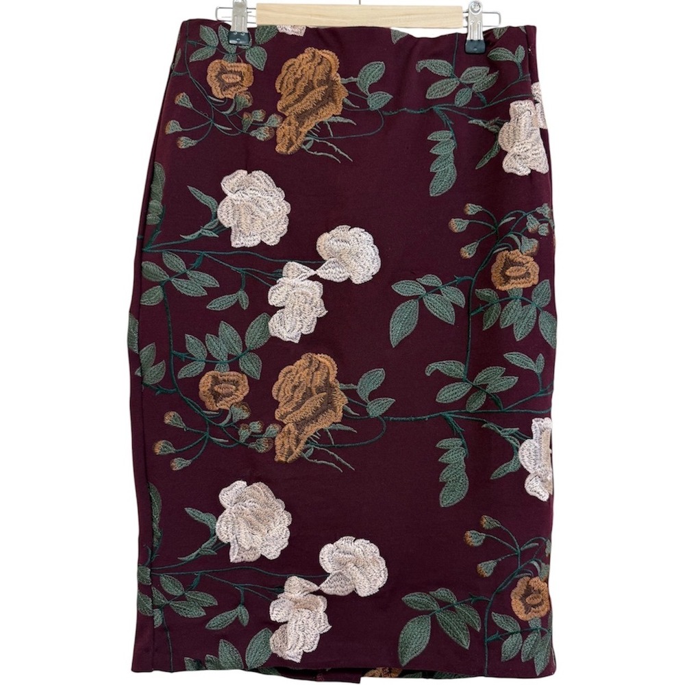 ECI New York Burgundy Floral Embroidered Pencil Skirt Size 10 Rose Crepe Midi
